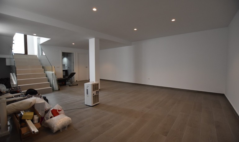 Herverkoop - Villa -
Benijofar* - Costa Blanca