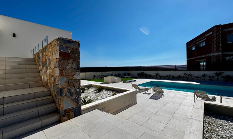 Herverkoop - Villa -
Torrevieja* - La Veleta