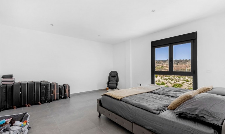 Herverkoop - Villa -
Macisvenda