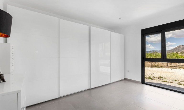 Herverkoop - Villa -
Macisvenda