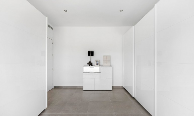 Herverkoop - Villa -
Macisvenda