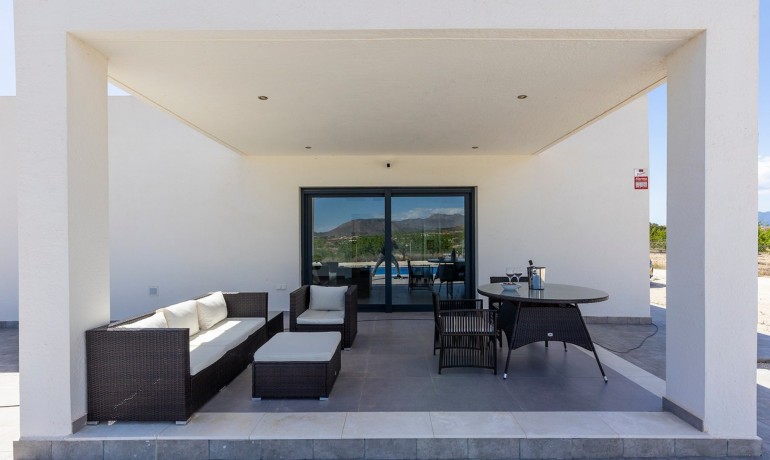 Herverkoop - Villa -
Macisvenda