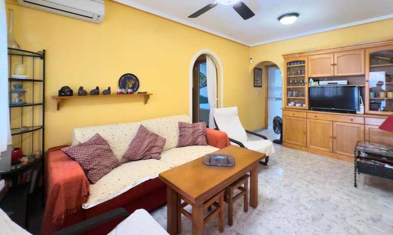 Herverkoop - Appartement / Flat -
Torrevieja* - La Mata pueblo