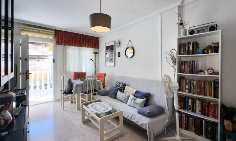 Herverkoop - Appartement / Flat -
Torrevieja* - Parque de las Naciones