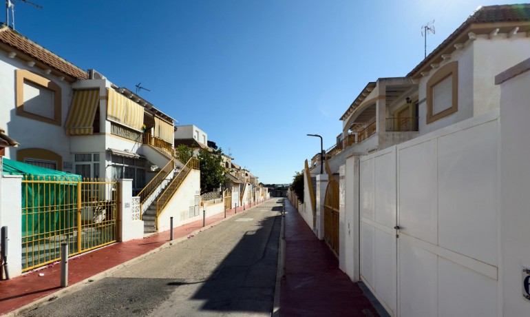 Herverkoop - Appartement / Flat -
Torrevieja* - Parque de las Naciones