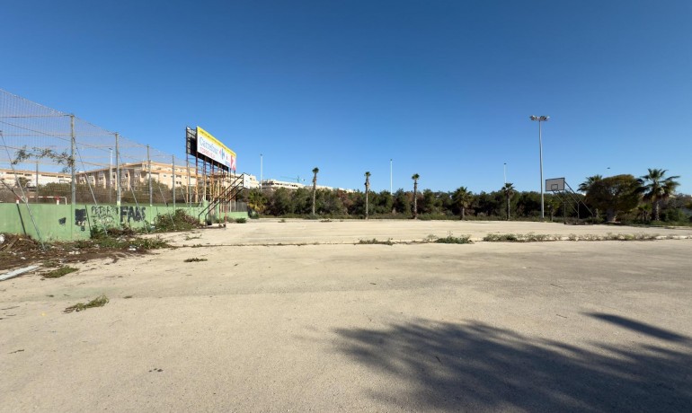 Herverkoop - Appartement / Flat -
Torrevieja* - Parque de las Naciones