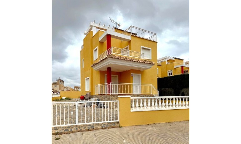 Herverkoop - Villa -
Cuidad Quesada* - Ciudad Quesada