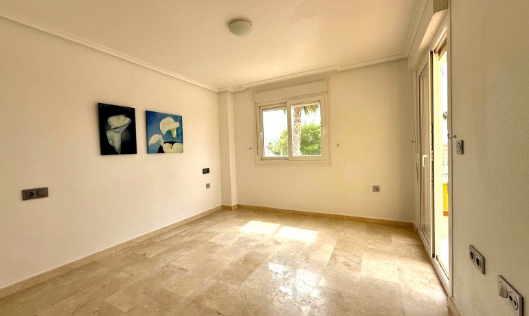 Herverkoop - Villa -
Cuidad Quesada* - Ciudad Quesada