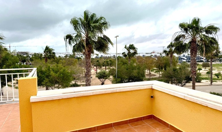 Herverkoop - Villa -
Cuidad Quesada* - Ciudad Quesada