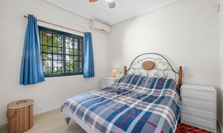 Revente - Villa -
Orihuela Costa* - Los Dolses*