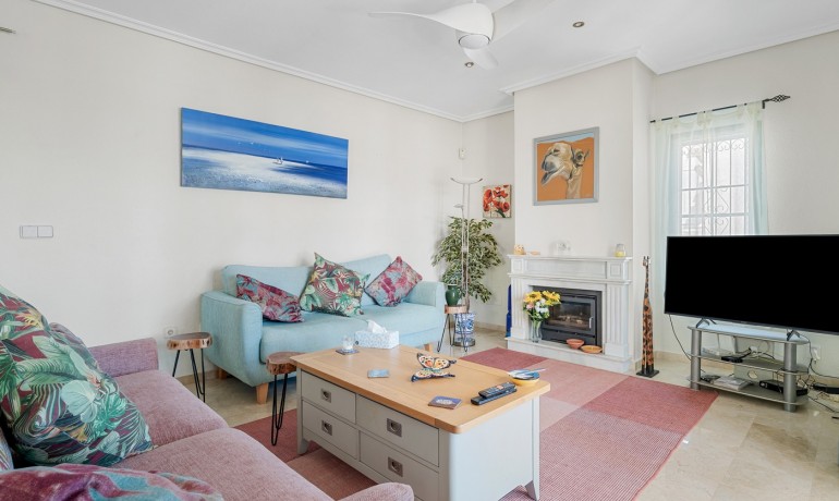 Revente - Villa -
Orihuela Costa* - Los Dolses*