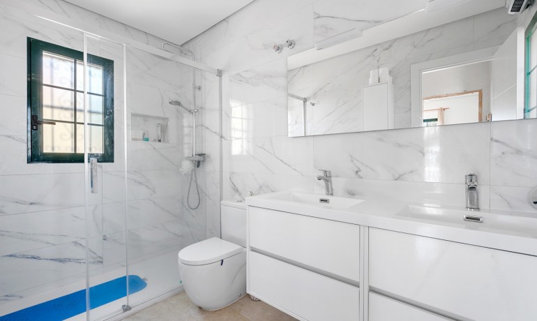 Revente - Villa -
Orihuela Costa* - Los Dolses*