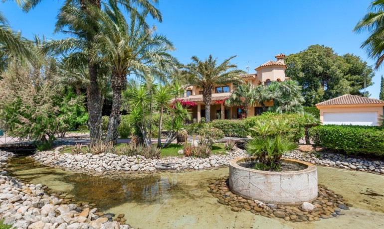 Herverkoop - Villa -
Elche* - Elche/Elx