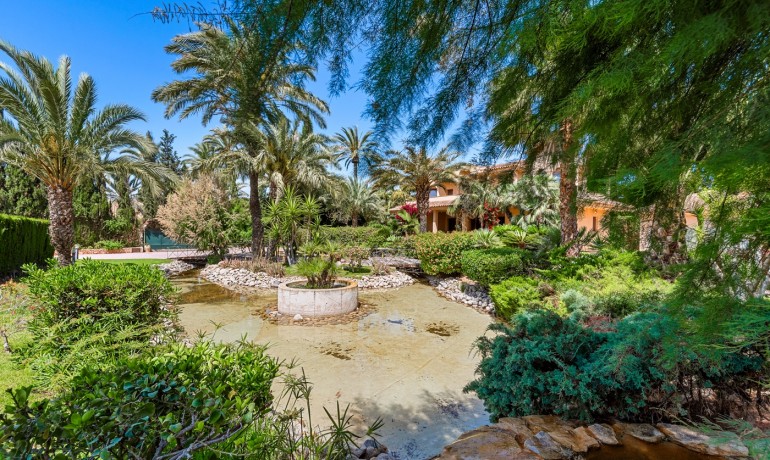 Herverkoop - Villa -
Elche* - Elche/Elx