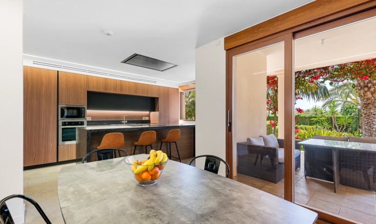 Herverkoop - Villa -
Elche* - Elche/Elx