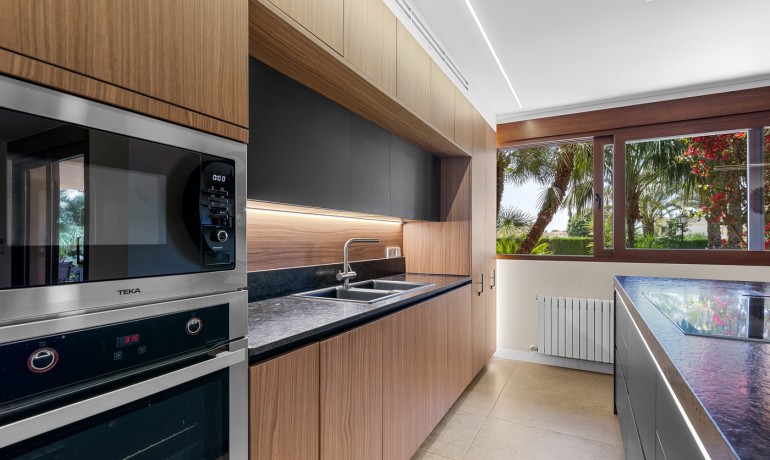 Herverkoop - Villa -
Elche* - Elche/Elx