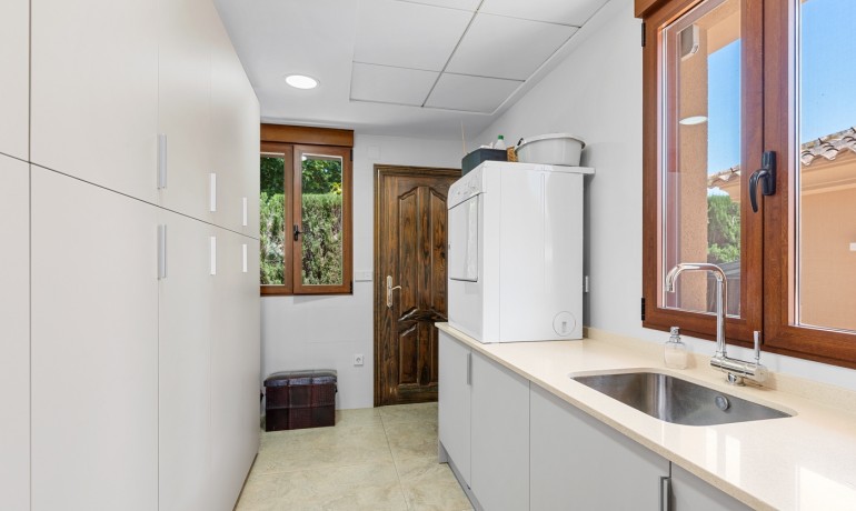 Herverkoop - Villa -
Elche* - Elche/Elx