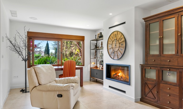 Herverkoop - Villa -
Elche* - Elche/Elx