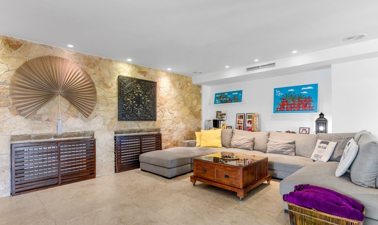 Herverkoop - Villa -
Elche* - Elche/Elx