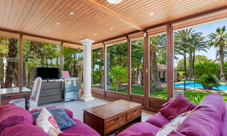 Herverkoop - Villa -
Elche* - Elche/Elx