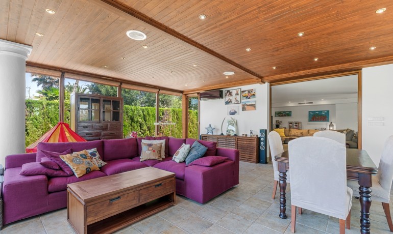 Herverkoop - Villa -
Elche* - Elche/Elx