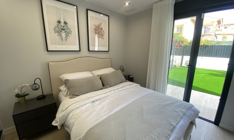 Sale - Apartment / Flat -
Punta Prima* - Punta Prima