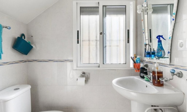 Herverkoop - Villa -
Orihuela Costa* - Villamartin*