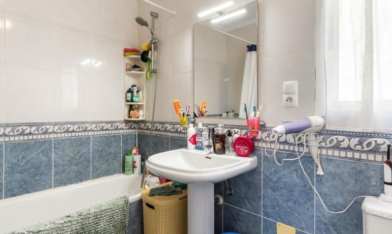 Herverkoop - Villa -
Orihuela Costa* - Villamartin*