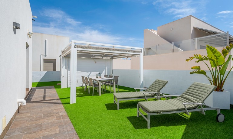 Revente - Villa -
Orihuela Costa* - Pau 8*