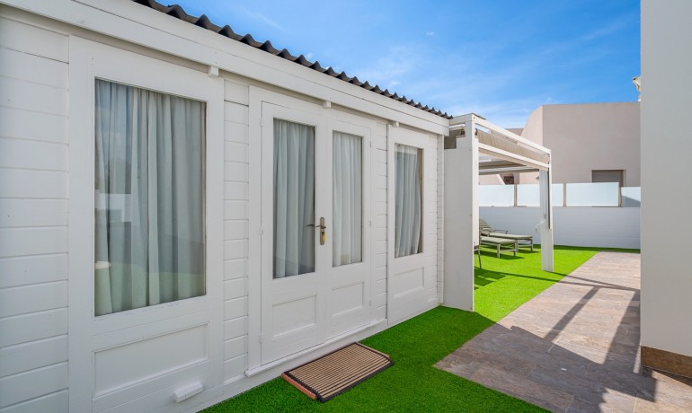 Revente - Villa -
Orihuela Costa* - Pau 8*