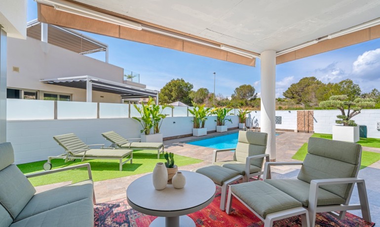 Revente - Villa -
Orihuela Costa* - Pau 8*