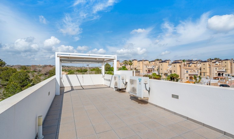 Revente - Villa -
Orihuela Costa* - Pau 8*