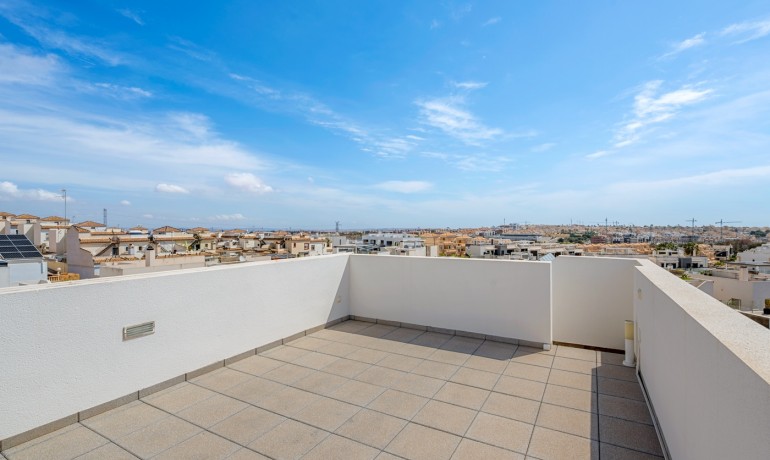 Revente - Villa -
Orihuela Costa* - Pau 8*