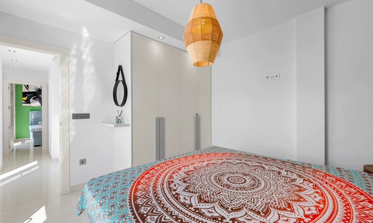 Revente - Villa -
Orihuela Costa* - Pau 8*