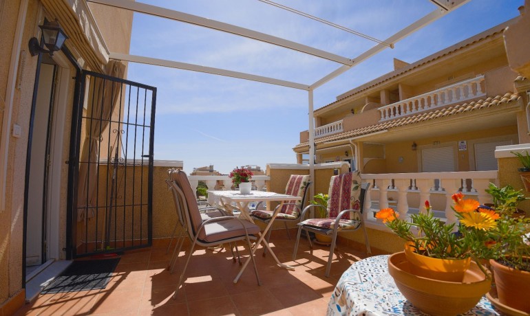 Sale - House -
Torrevieja* - Torrevieja