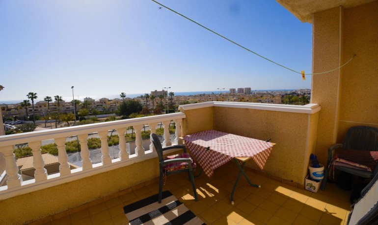 Sale - House -
Torrevieja* - Torrevieja