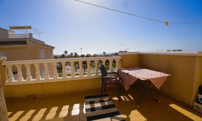 Sale - House -
Torrevieja* - Torrevieja