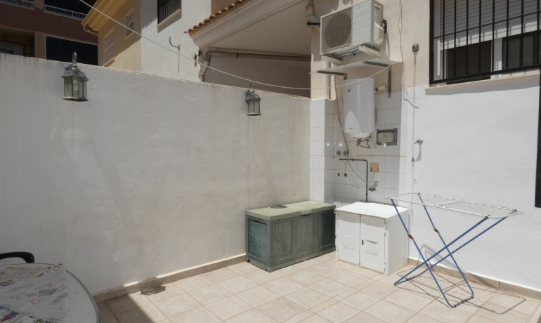 Herverkoop - Huis -
Algorfa* - Algorfa