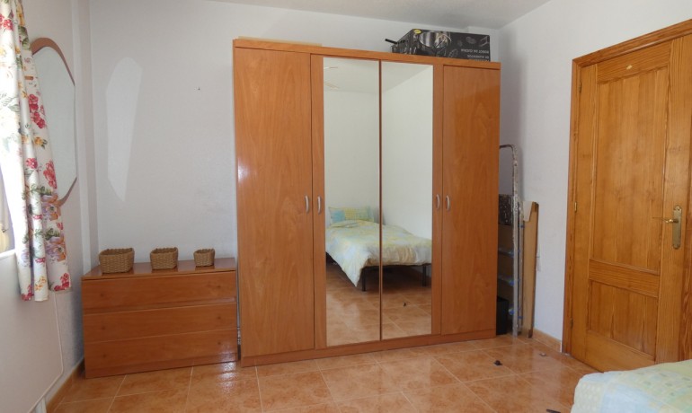 Herverkoop - Huis -
Algorfa* - Algorfa