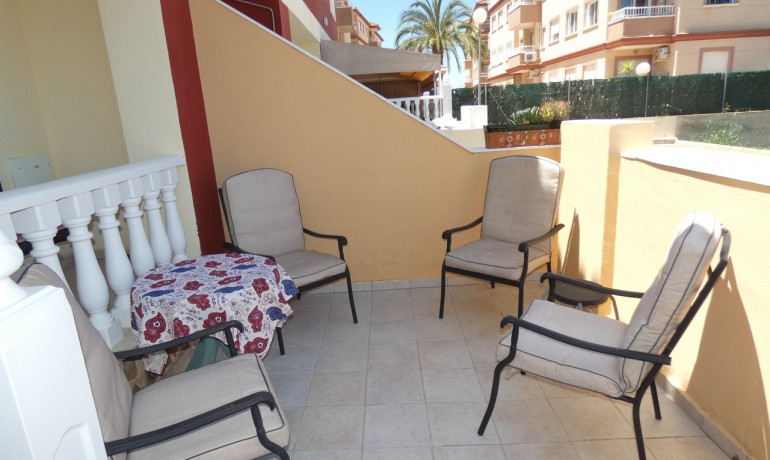 Herverkoop - Huis -
Algorfa* - Algorfa