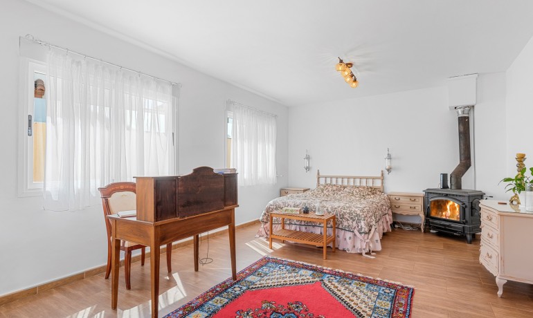 Herverkoop - Villa -
L´Alfàs del Pí* - Alfas del Pi