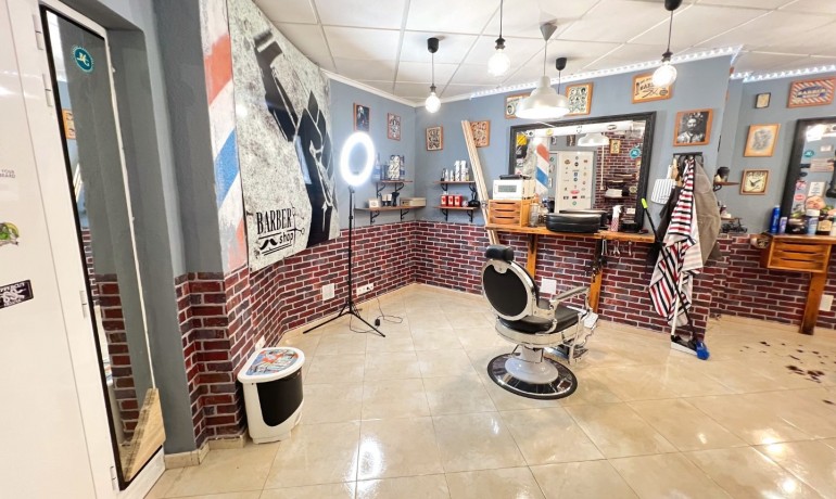 Revente - Commercial -
Guardamar del Segura* - Guardamar del Segura