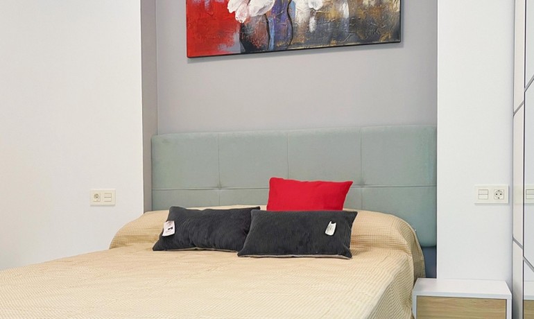 Herverkoop - Appartement / Flat -
Torrevieja* - Playa del Cura*