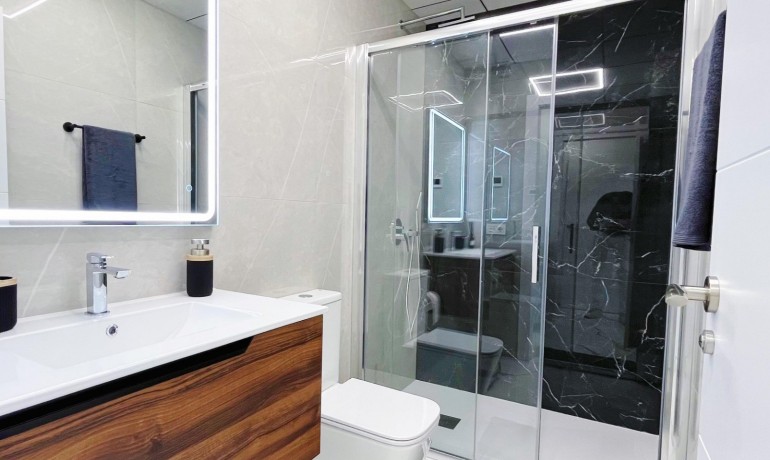 Herverkoop - Appartement / Flat -
Torrevieja* - Playa del Cura*