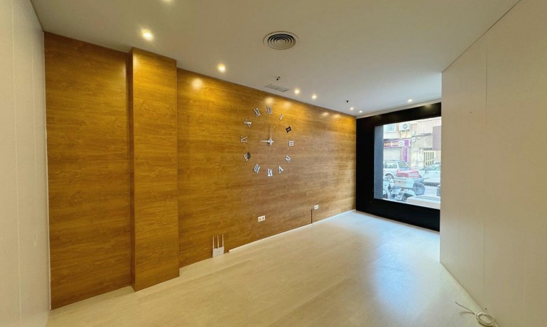 Revente - Commercial -
Guardamar del Segura* - Guardamar del Segura