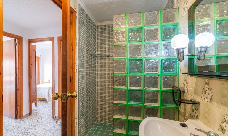 Herverkoop - Appartement / Flat -
Torrevieja* - Playa de los Naufragos