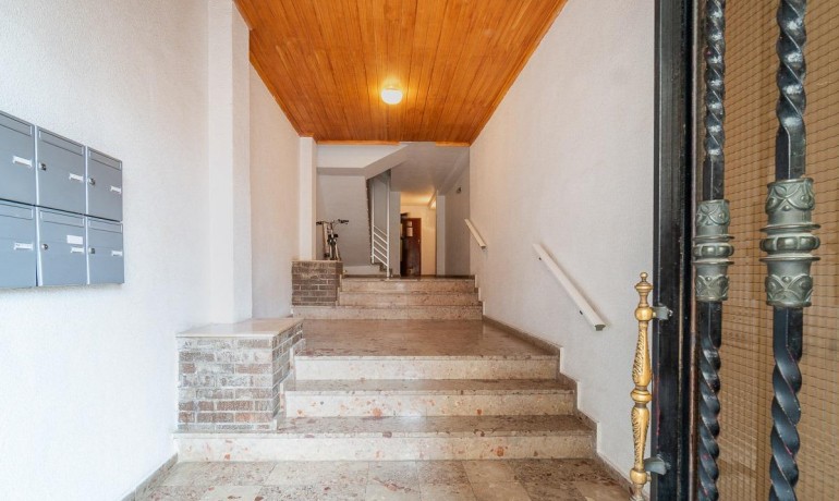 Herverkoop - Appartement / Flat -
Torrevieja* - Playa de los Naufragos