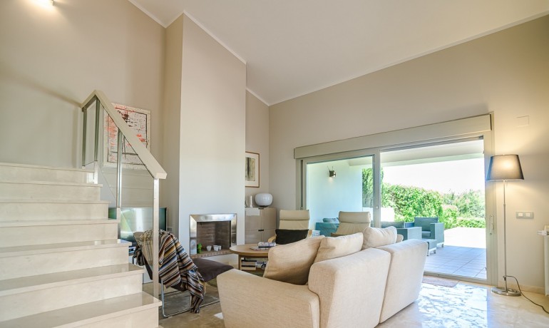 Herverkoop - Villa -
San Miguel de Salinas* - Las Colinas Golf