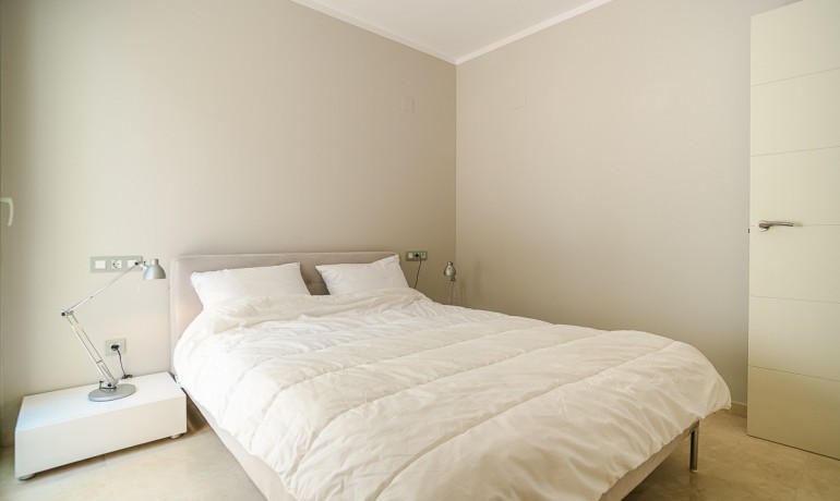 Herverkoop - Villa -
San Miguel de Salinas* - Las Colinas Golf