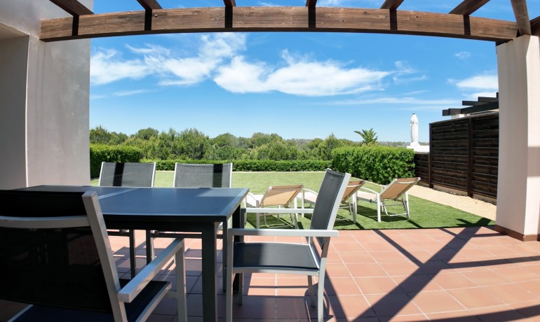 Herverkoop - Villa -
San Miguel de Salinas* - Las Colinas Golf